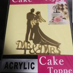 Cake topper